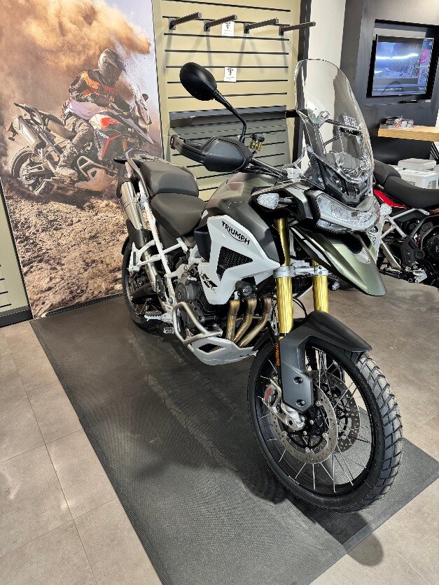 2025 TIGER 1200 RALLY PRO TOP OF THE MOUNTAIN IN ADVENTURE TOURING CASH PRICE $24499 PLUS HST