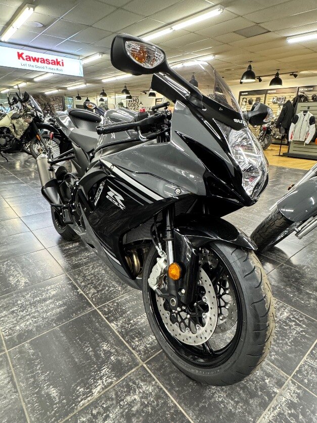 2025 GSXR600M5 GREY/BLACK DECEMBER CASH PRICE SPRING LAYAWAY $12499 PLUS HST