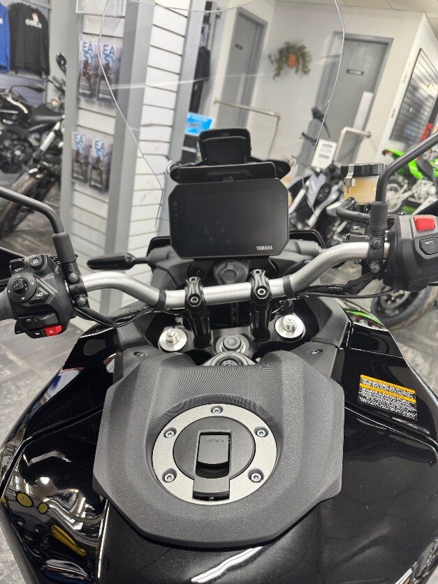 2025 Yamaha Tracer 9 Y AMT Raven NEW MODEL FEATURE LOADE AUTO OR MANUAL SHIFT CASH PRICE $15499 PLUS HST