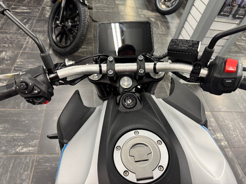 2025 Yamaha MT 07 Ice Storm NEW FEATURES PROVEN PERFORMANCE SPRING LAYAWAY CASH PRICE $9999 PLUS HST