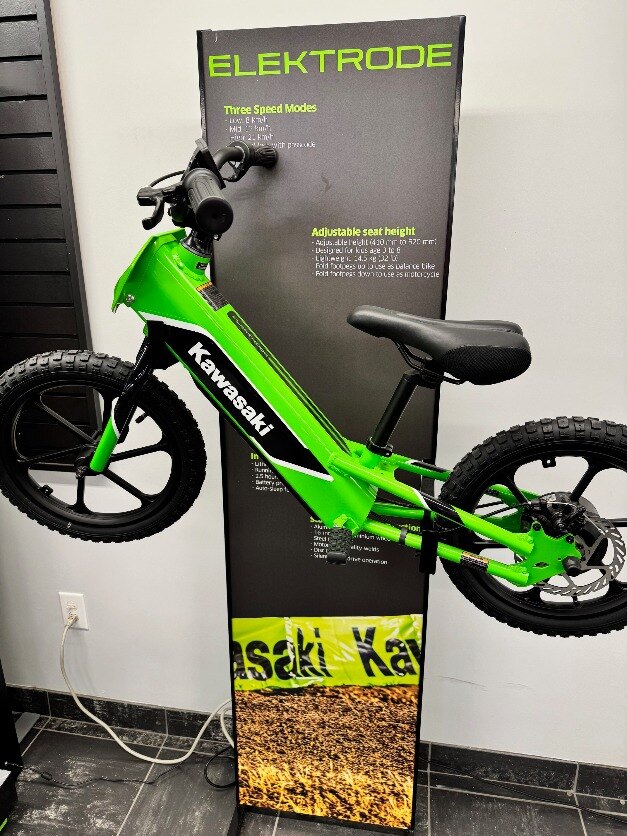 2024 Kawasaki ELEKTRODE SUPER STRONG ELECTRIFYING KIDS FUN SPECIAL REBATED PRICE $999 PLUS HST
