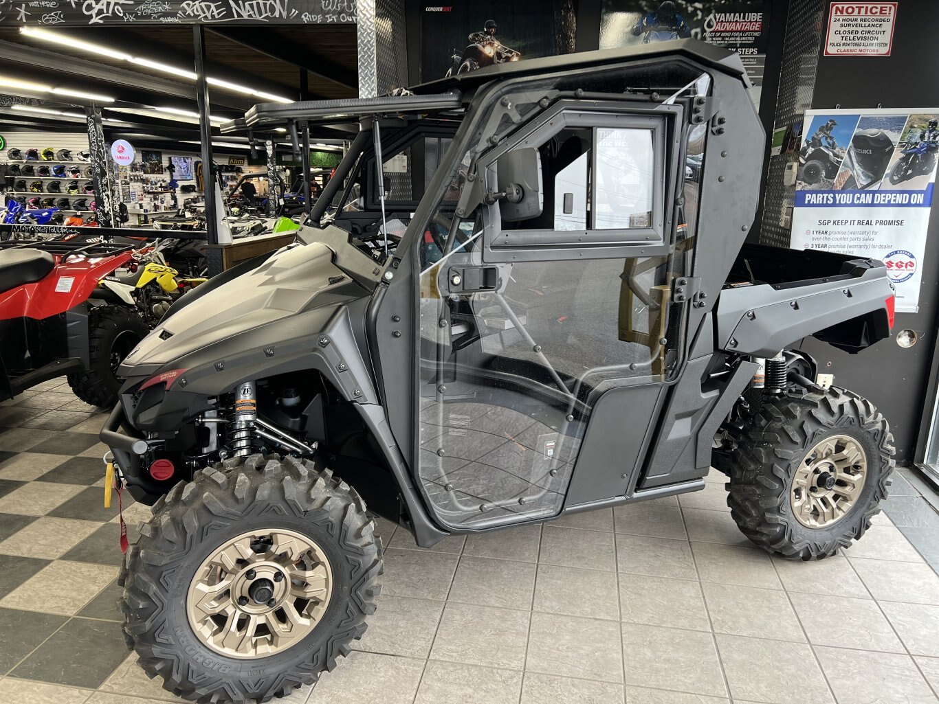 2024 Yamaha WOLVERINE® X2 1000 SE with HARD CAB AND HEAT!!