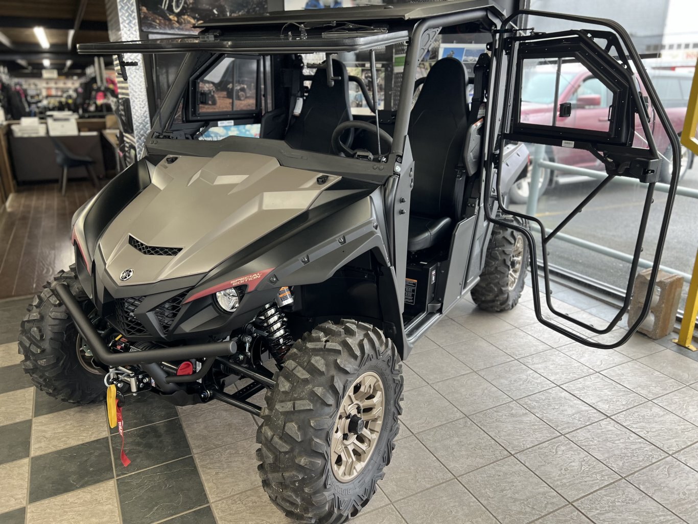 2024 Yamaha WOLVERINE® X2 1000 SE with HARD CAB AND HEAT!!