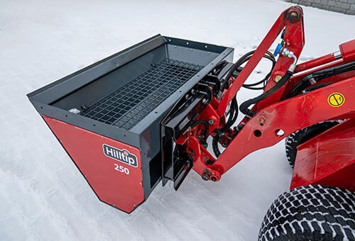 HillTip IceStriker™ Self loading Drop Spreader