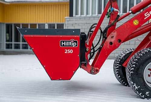 HillTip IceStriker™ Self-loading Drop Spreader