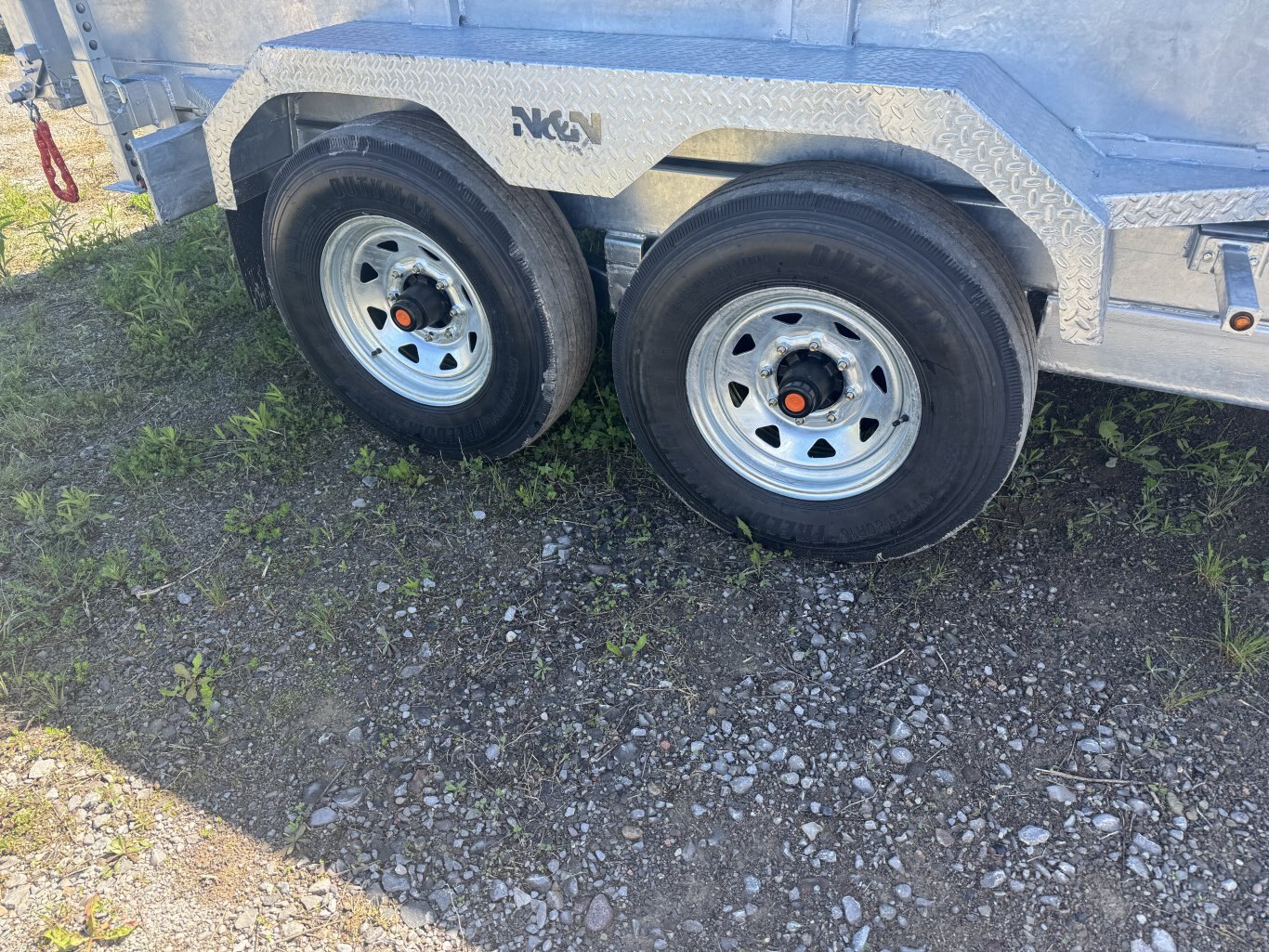 N&N 7 Ton Gooseneck Dump Trailer