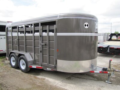 CornPro 16' Livestock Trailer