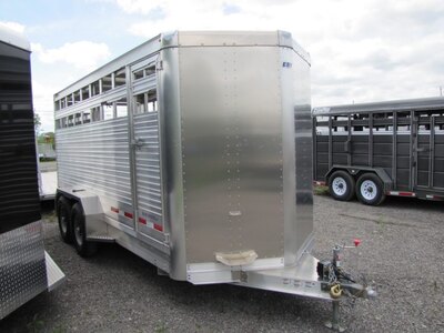 EBY Maverick LS 16' Livestock Trailer