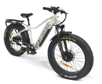 Vamoose SUPER MAMMOTH XI 750 SO Gloss White and Grey Camo