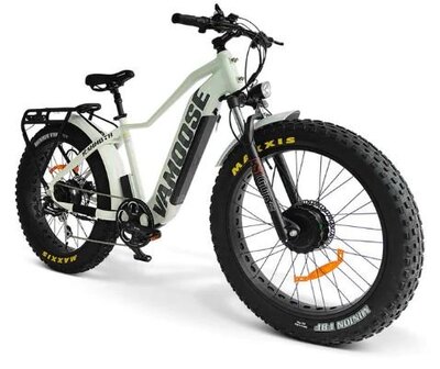 Vamoose MAMMOTH XI 500 SO Brilliant White and Gunmetal Grey