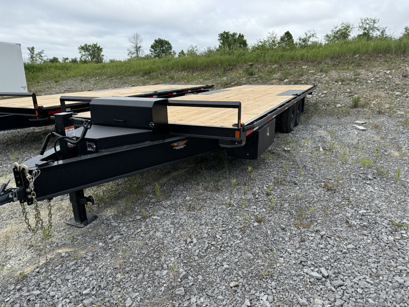 DOUBLE A 26' EQUIPMENT TILT TRAILER