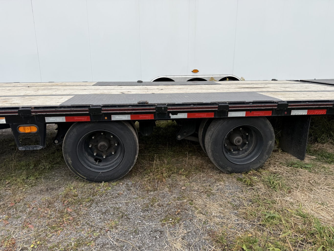 DIAMOND C 40' GN EQUIPMENT TRAILER