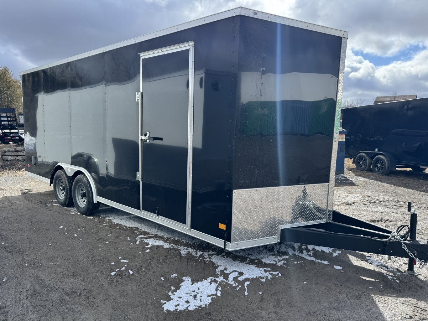 DARKHORSE 20' CAR HAULER WITH 5200S