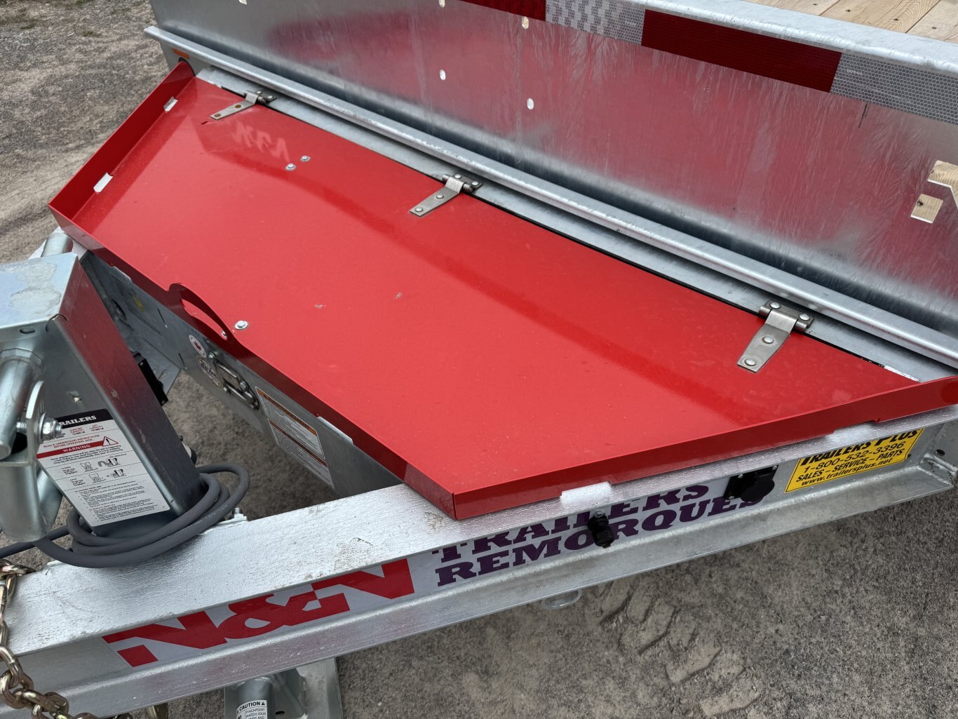 2025 N&N 24' DECKOVER TILT TRAILER