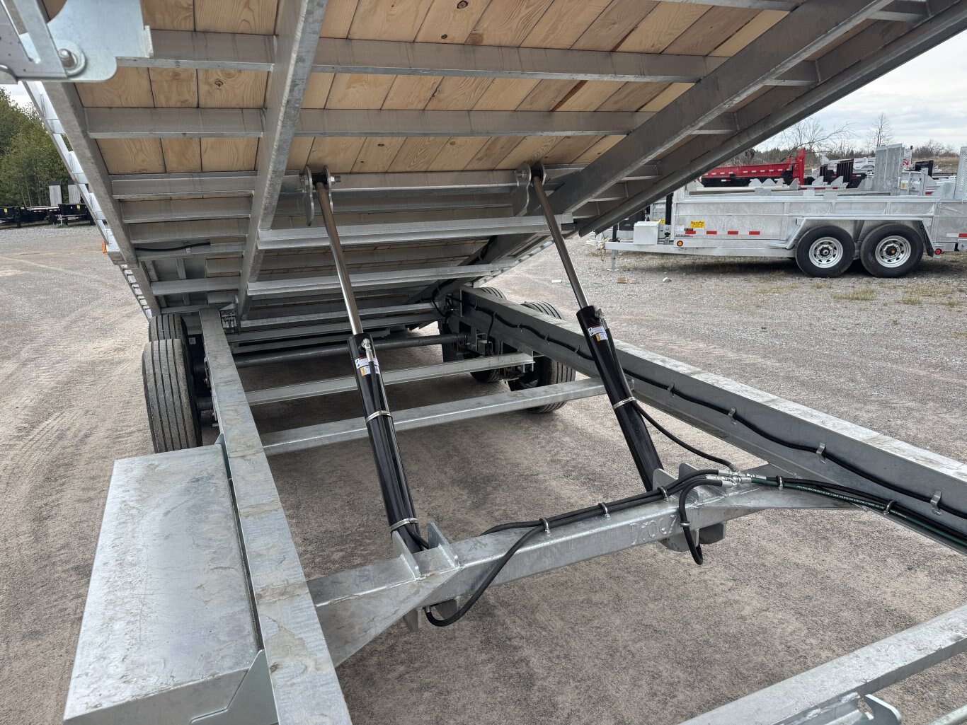 2025 N&N 24' DECKOVER TILT TRAILER