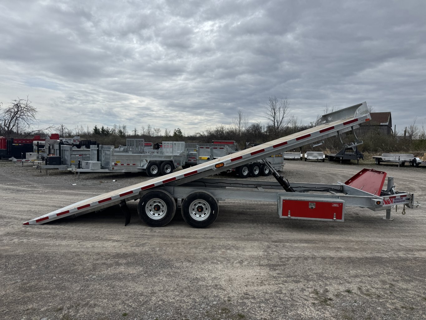 2025 N&N 24' DECKOVER TILT TRAILER