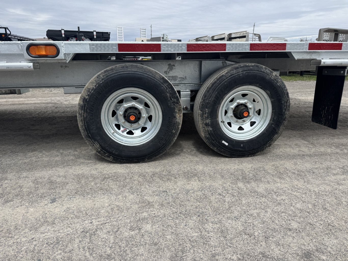 2025 N&N 24' DECKOVER TILT TRAILER