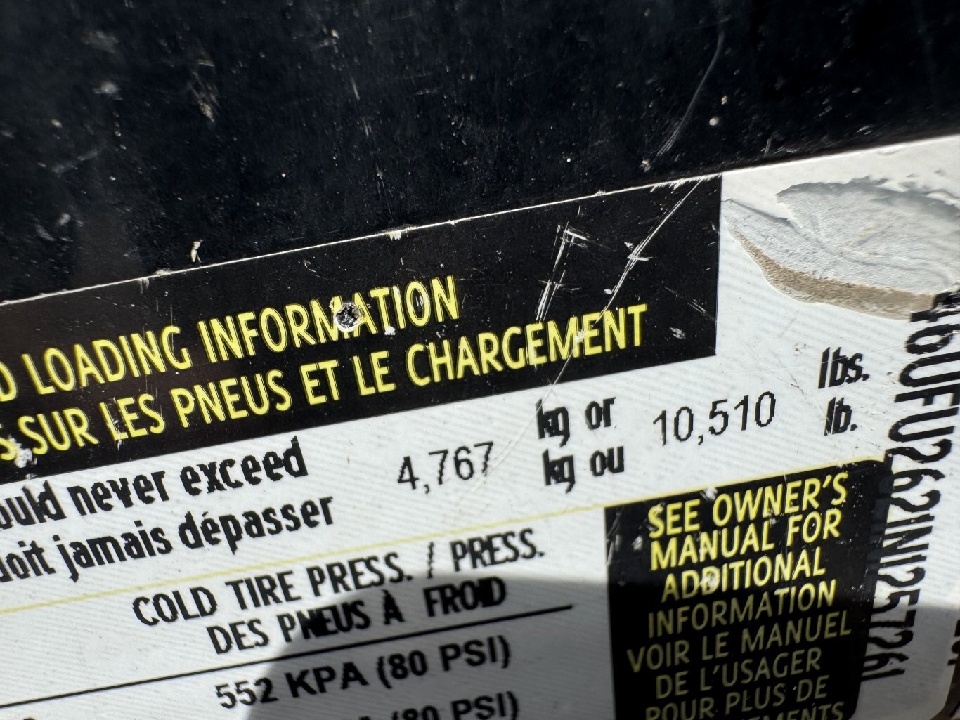 2022 DIAMOND C 26' EQUIPMENT TRAILER