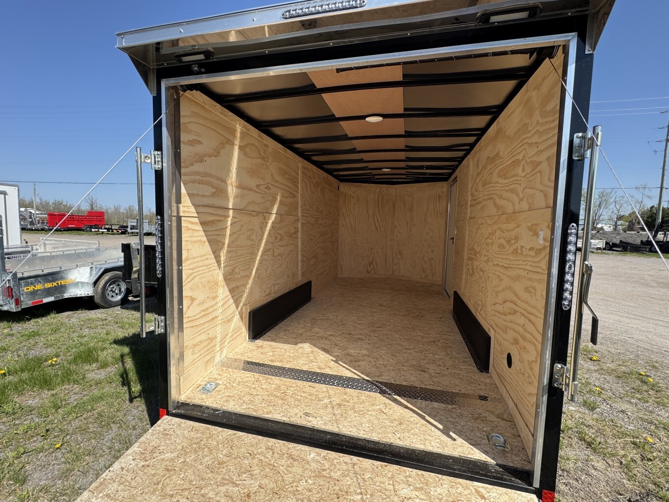 DARKHORSE 16' CARGO TRAILER