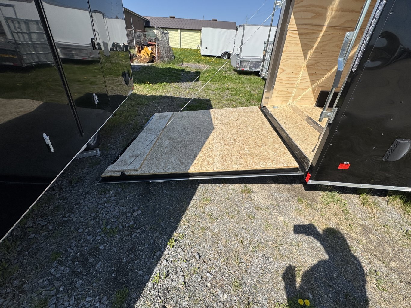 DARKHORSE 16' CARGO TRAILER