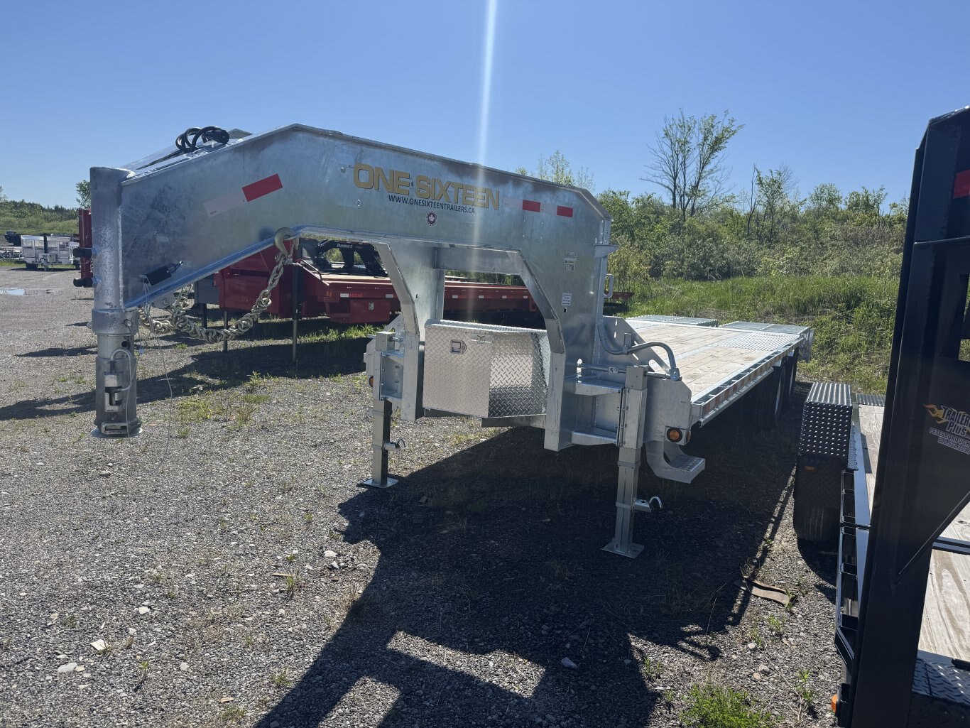 2025 ONE SIXTEEN 25' GN EQUIPMENT TRAILER