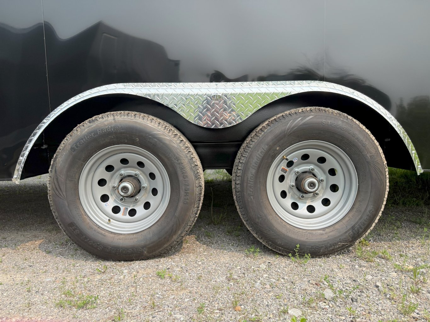 2026 LEGEND 26' ENCLOSED TRAILER