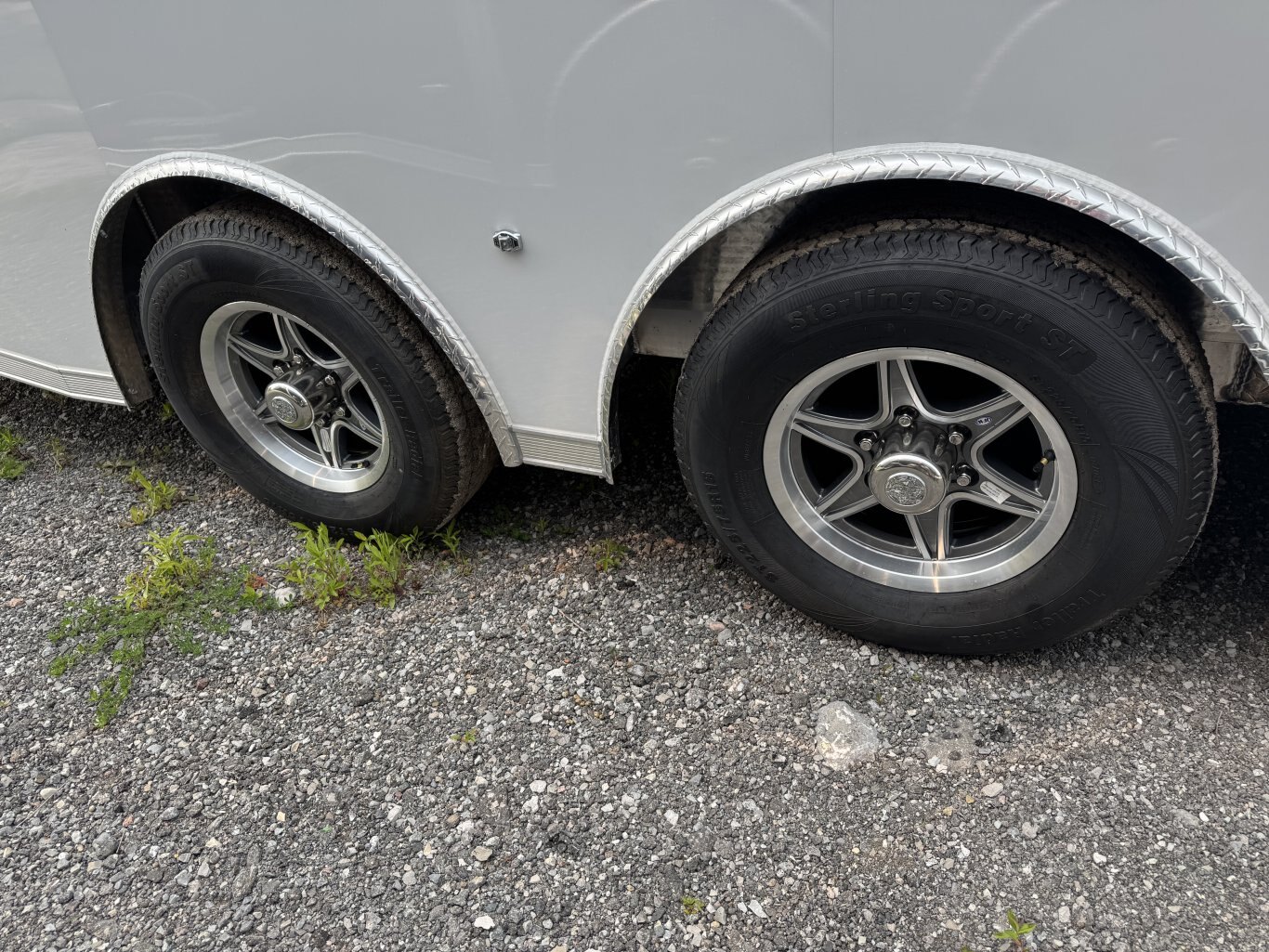 2026 LEGEND 24' ENCLOSED TRAILER