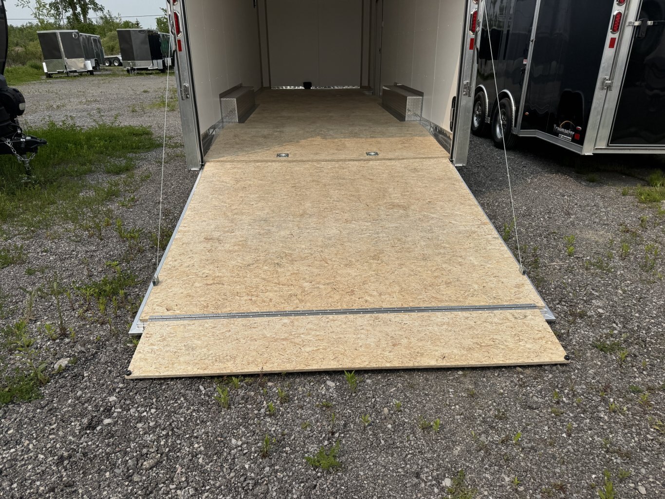 2026 LEGEND 24' ENCLOSED TRAILER