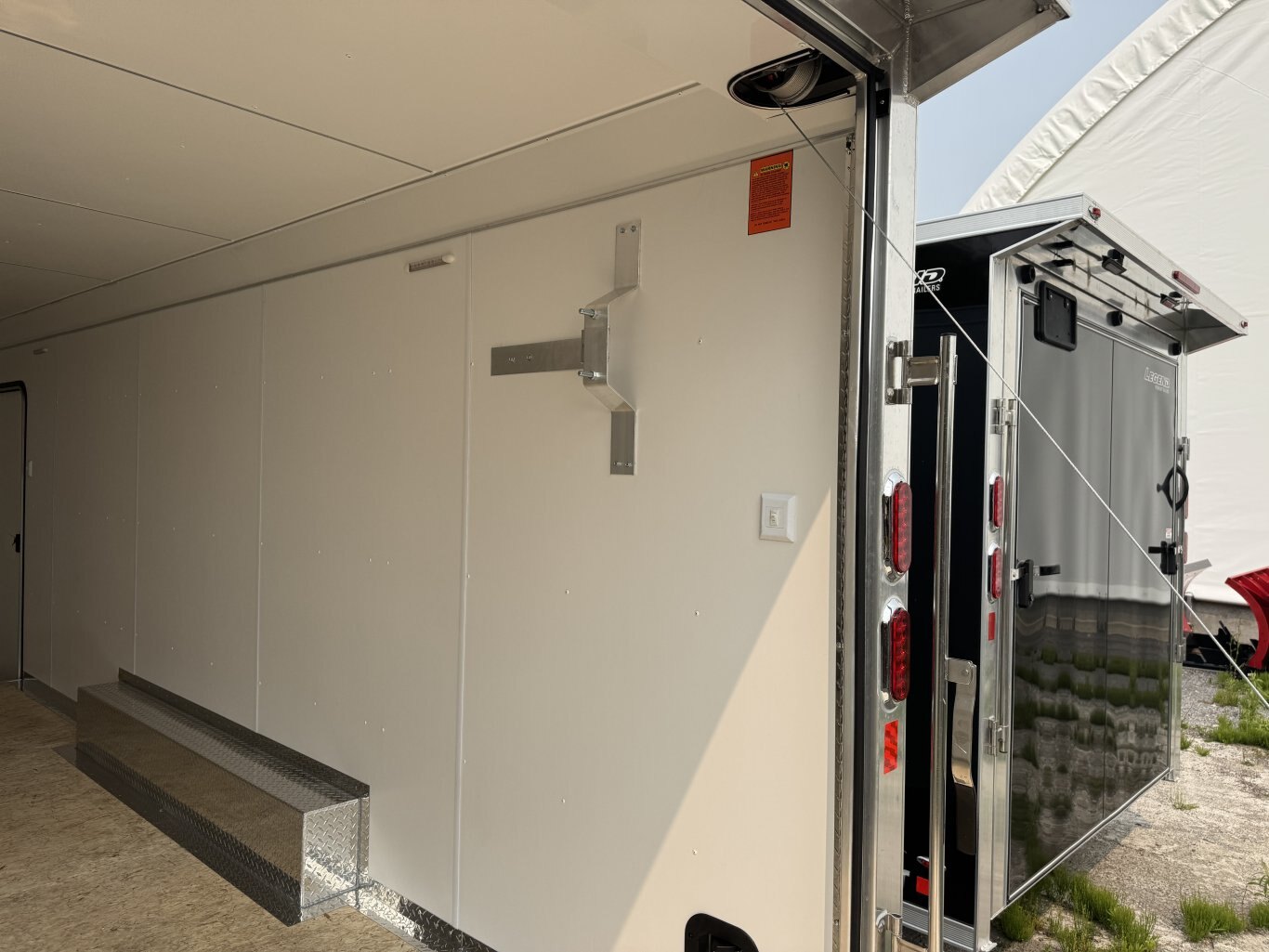 2026 LEGEND 24' ENCLOSED TRAILER