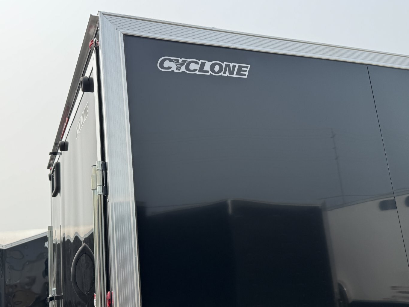 2026 LEGEND 22' ENCLOSED TRAILER