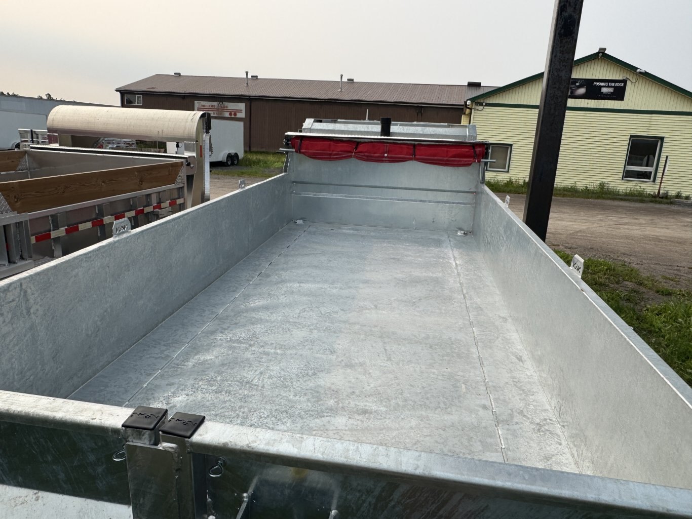 2025 N&N 16' GN TRIAXLE DUMP TRAILER