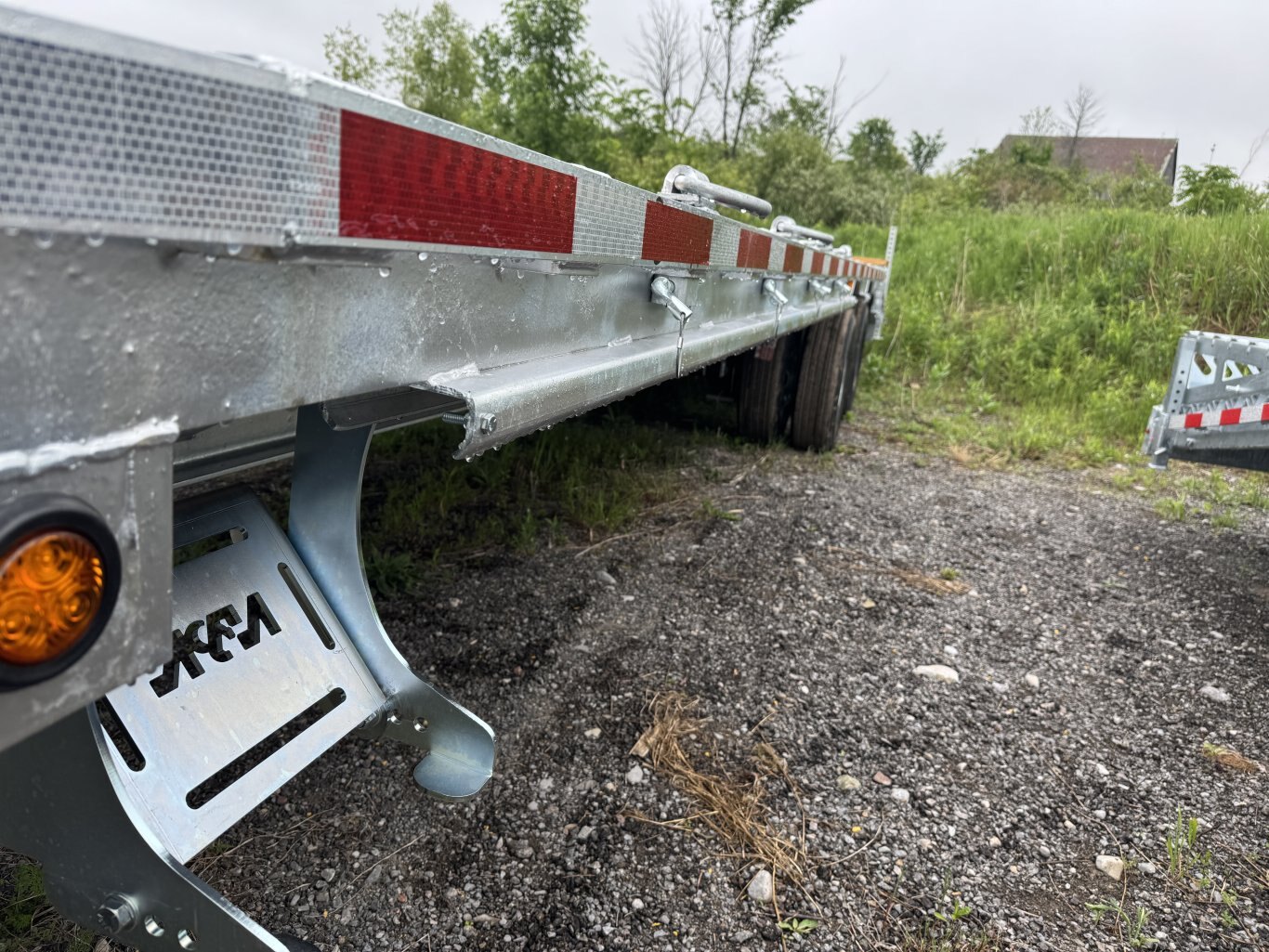 2025 N&N 27' EQUIPMENT TRAILER