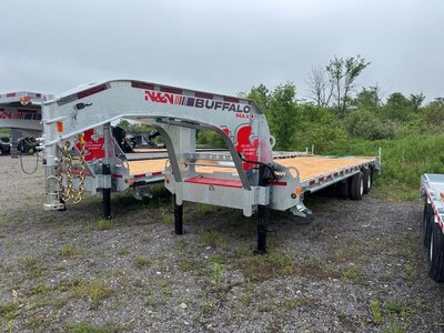 2025 N&N 27' EQUIPMENT TRAILER