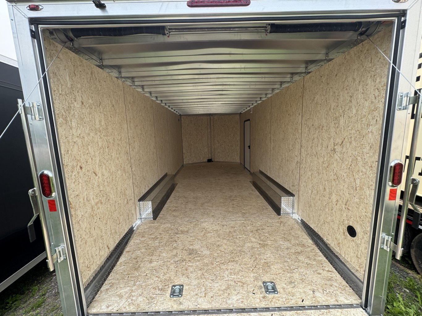 LEGEND 22' ENCLOSED TRAILER