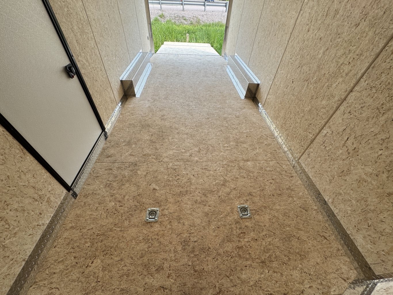 LEGEND 22' ENCLOSED TRAILER