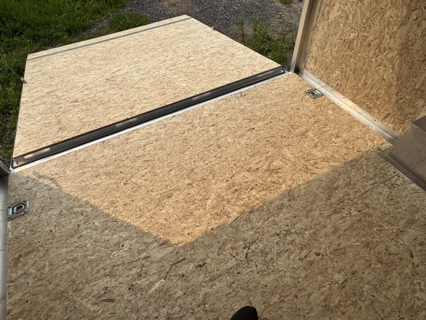 ROCKLYN 16' Car Hauler