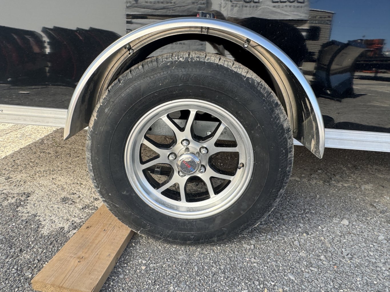 ENBECK 12' ENCLOSED TRAILER