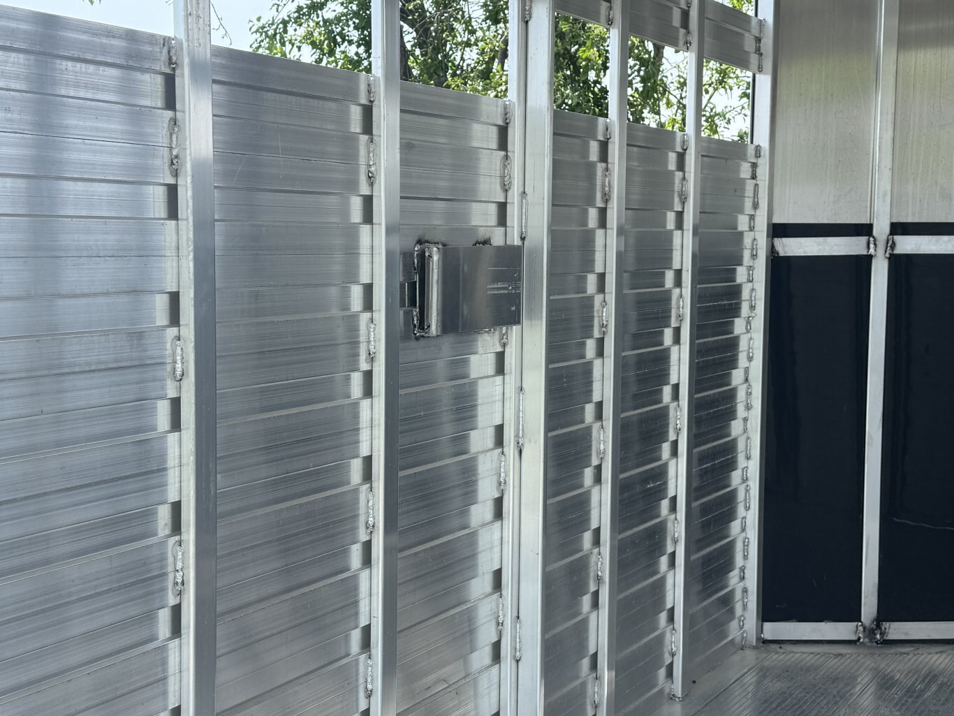 AGHAUL 14' ALUMINUM LIVESTOCK TRAILER