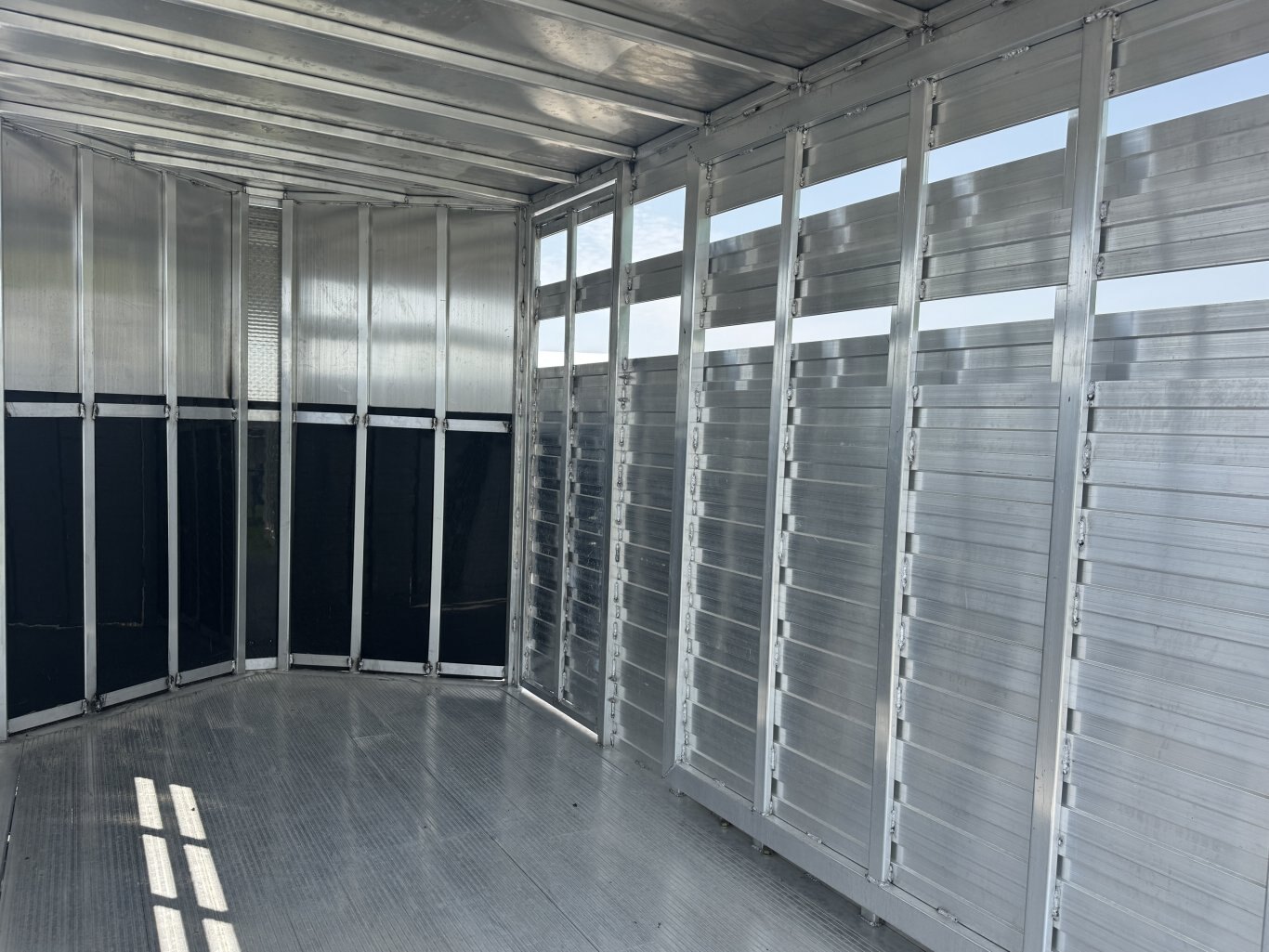 AGHAUL 14' ALUMINUM LIVESTOCK TRAILER