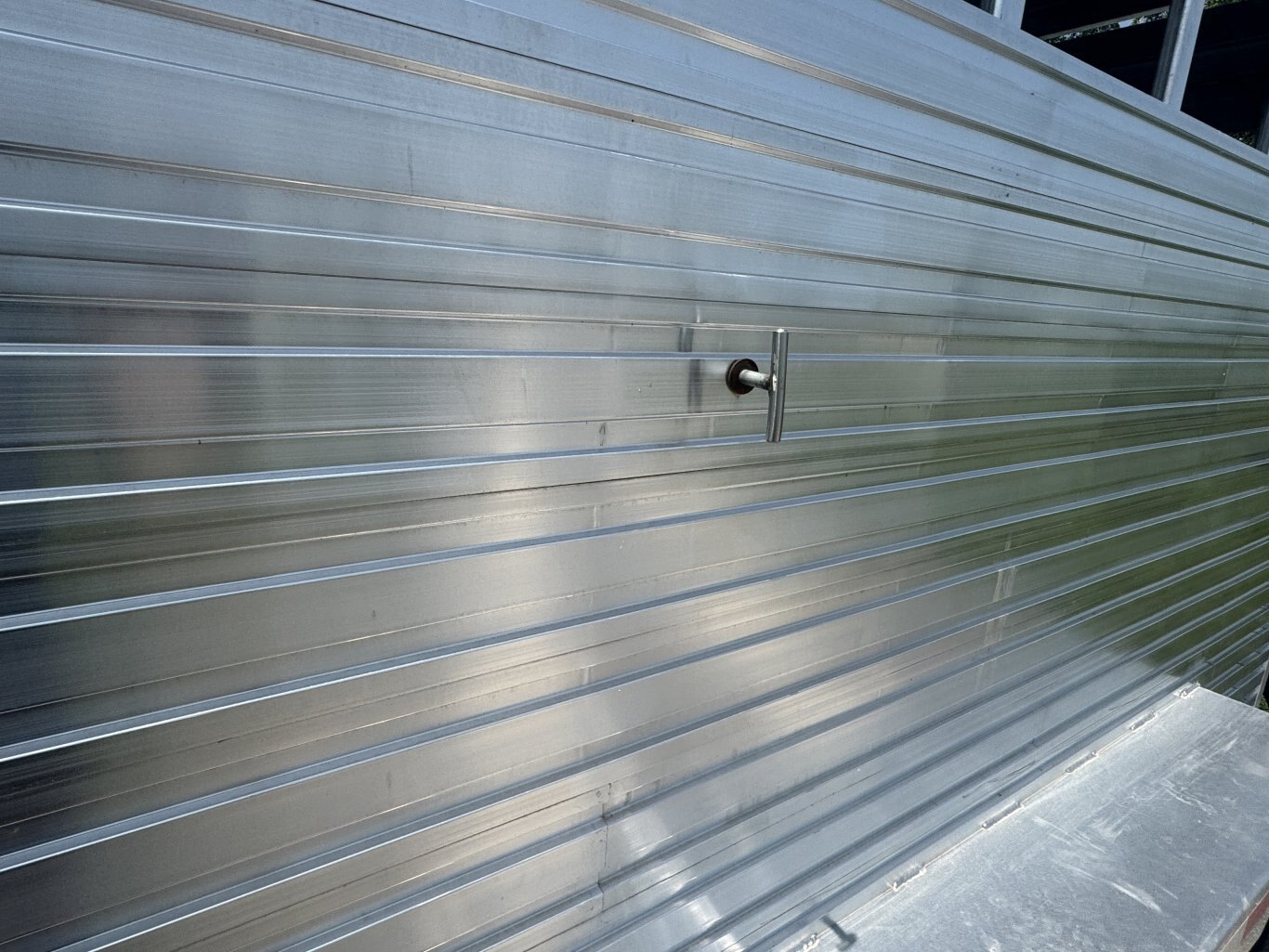 AGHAUL 14' ALUMINUM LIVESTOCK TRAILER