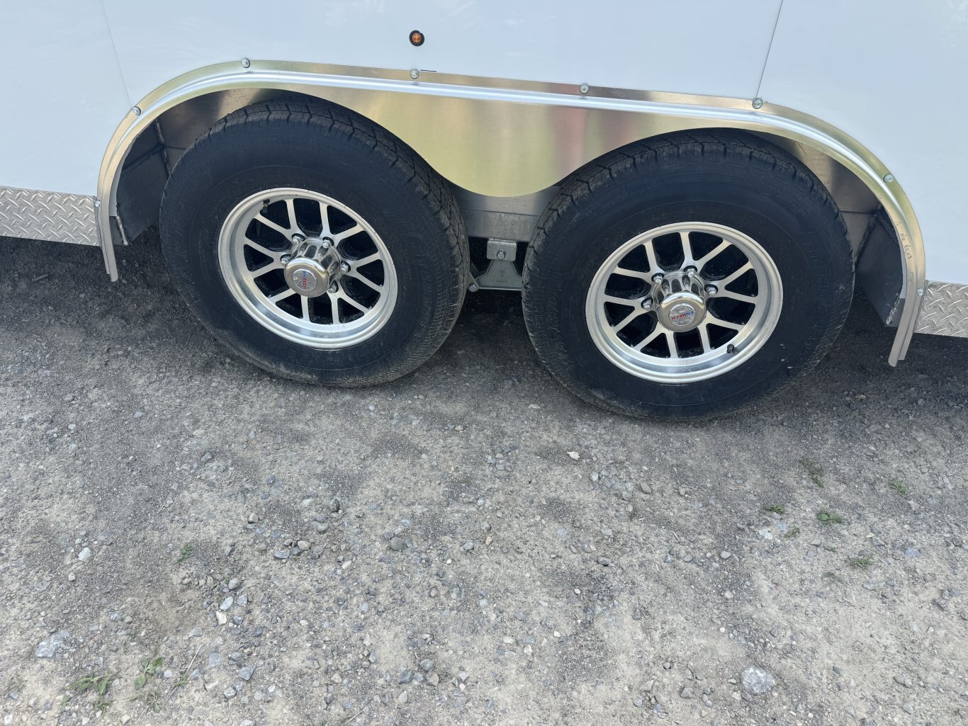 ENBECK 24' ALUMINUM CAR HAULER