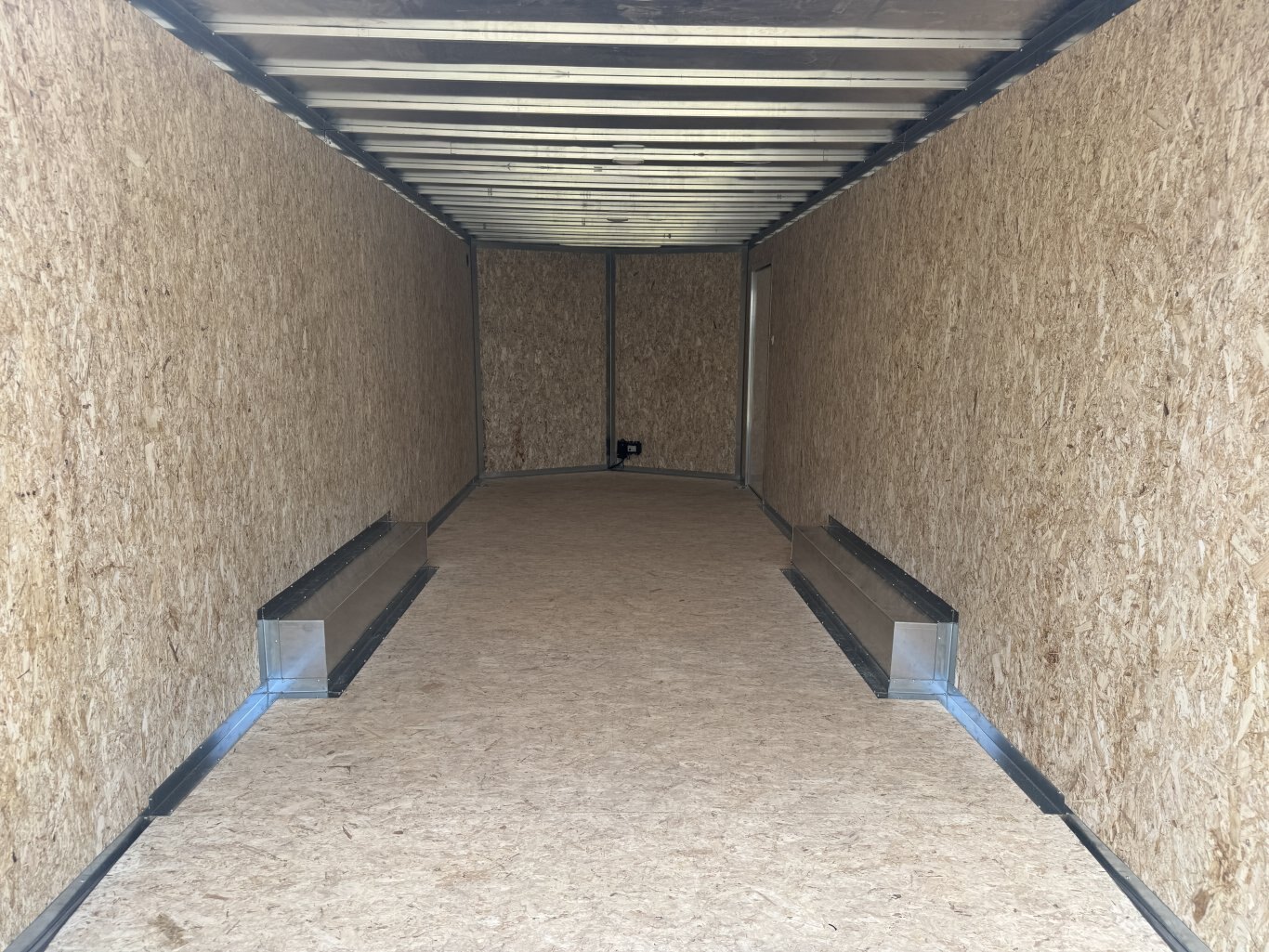 ENBECK 24' ALUMINUM CAR HAULER