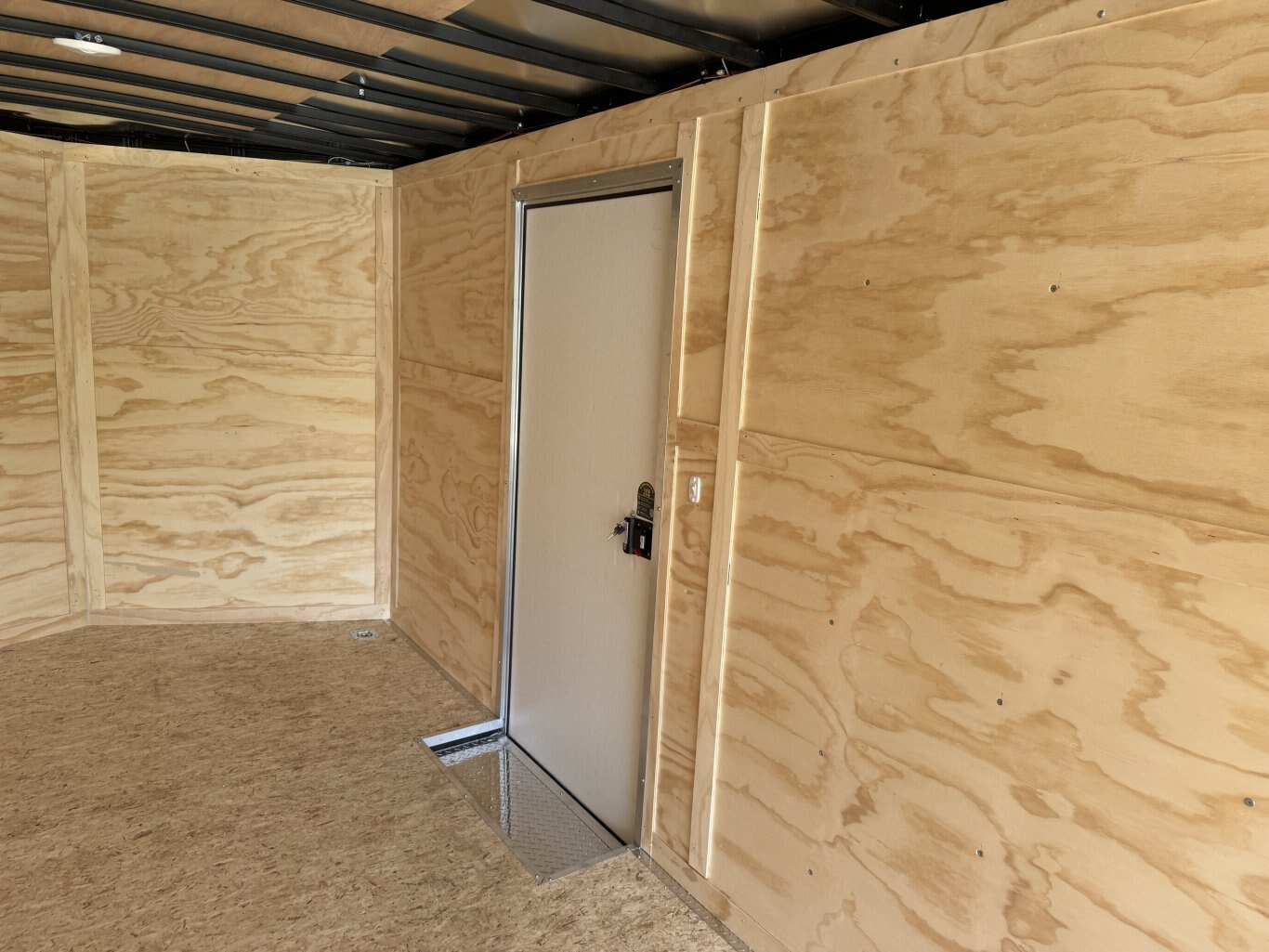 DARKHORSE 28' CAR HAULER