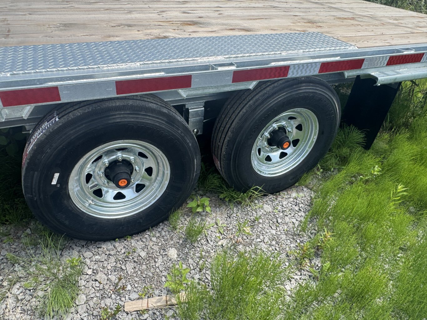 N&N 20' EQUIPMENT TRAILER