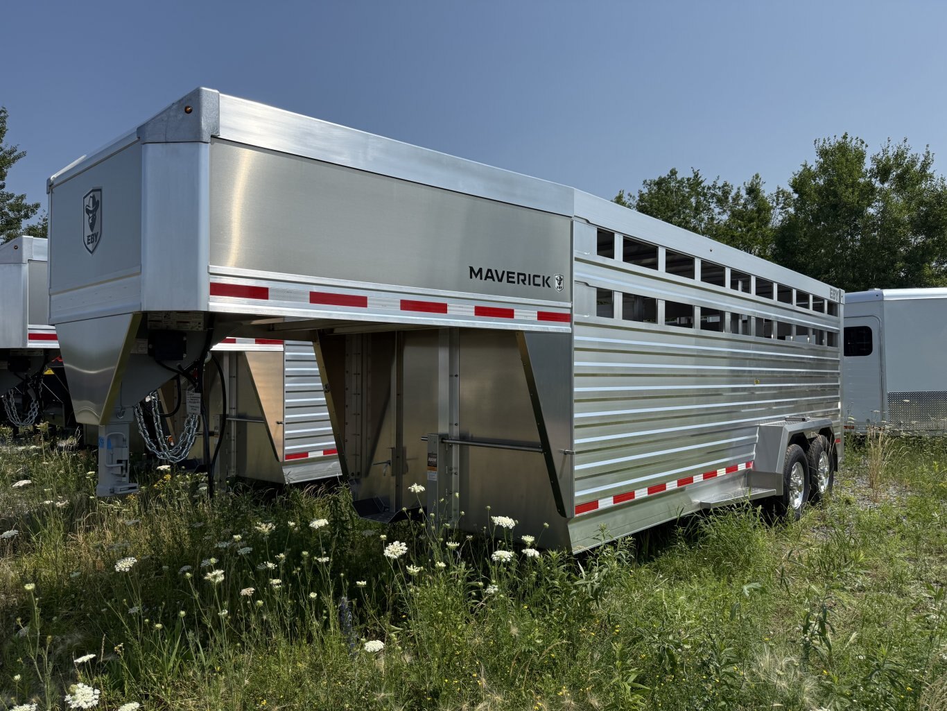 EBY MAVERICK 20' LIVESTOCK TRAILER