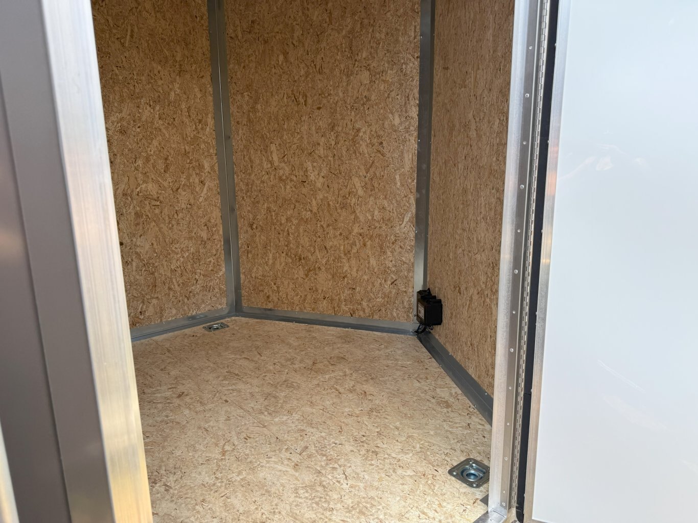 ENBECK 14' CARGO TRAILER