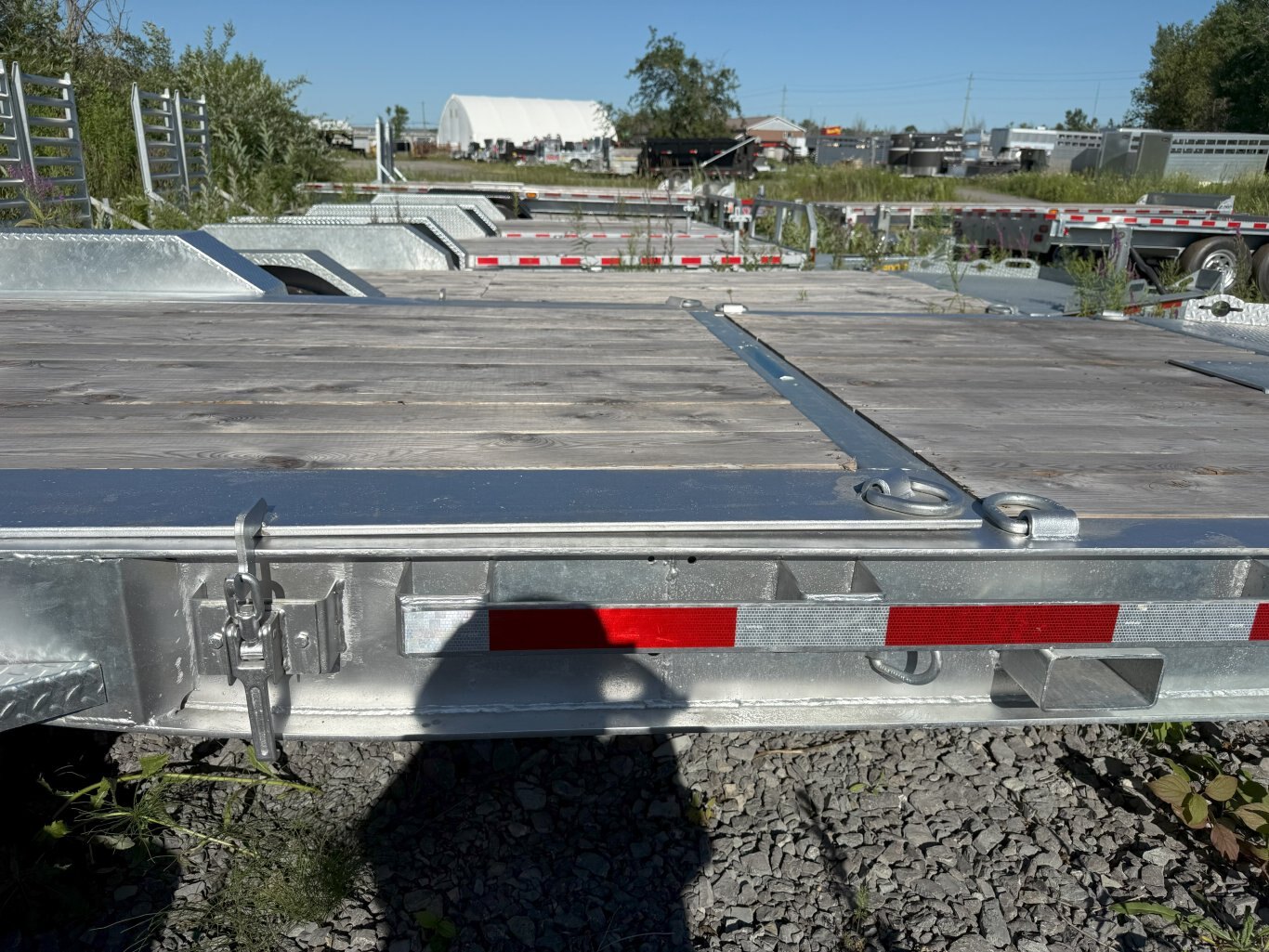 N&N 22' 20k TILT TRAILER