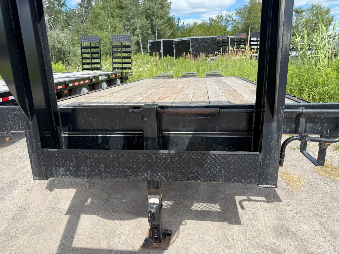 CORN PRO 21' GN EQUIPMENT TRAILER