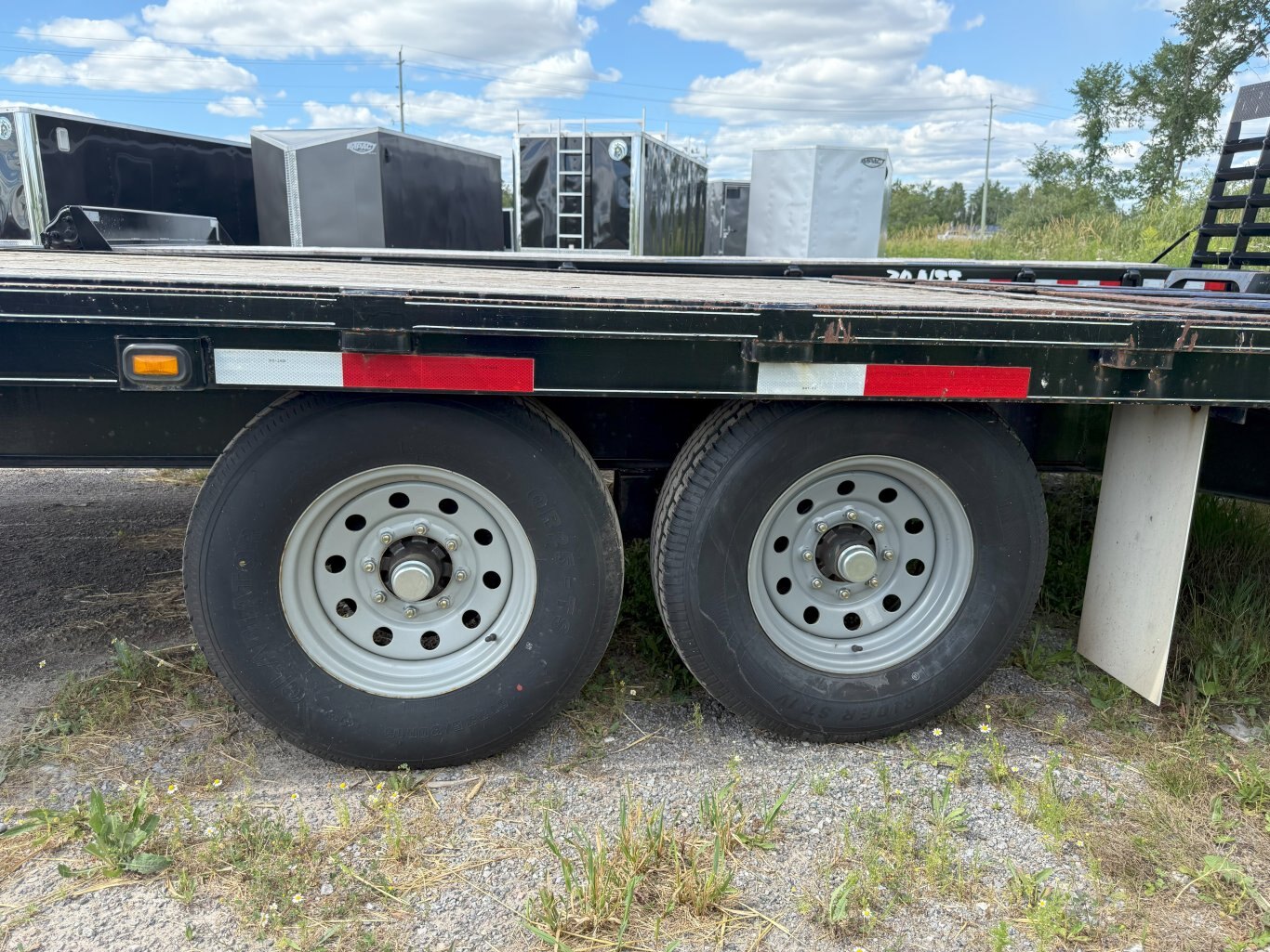 CORN PRO 21' GN EQUIPMENT TRAILER