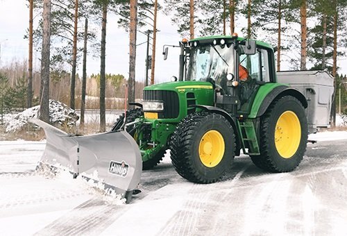 HillTip SnowStriker™ V Plow Tractor Snow Plow 2600 VTR